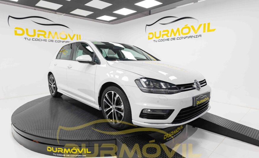 VOLKSWAGEN Golf Sport by R-line 2.0 TDI 150cv BMT DSG Ocasión