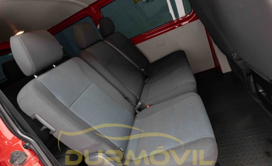 VOLKSWAGEN Transporter Kombi Largo TN 2.0 TDI SCR BMT 102CV ocasion