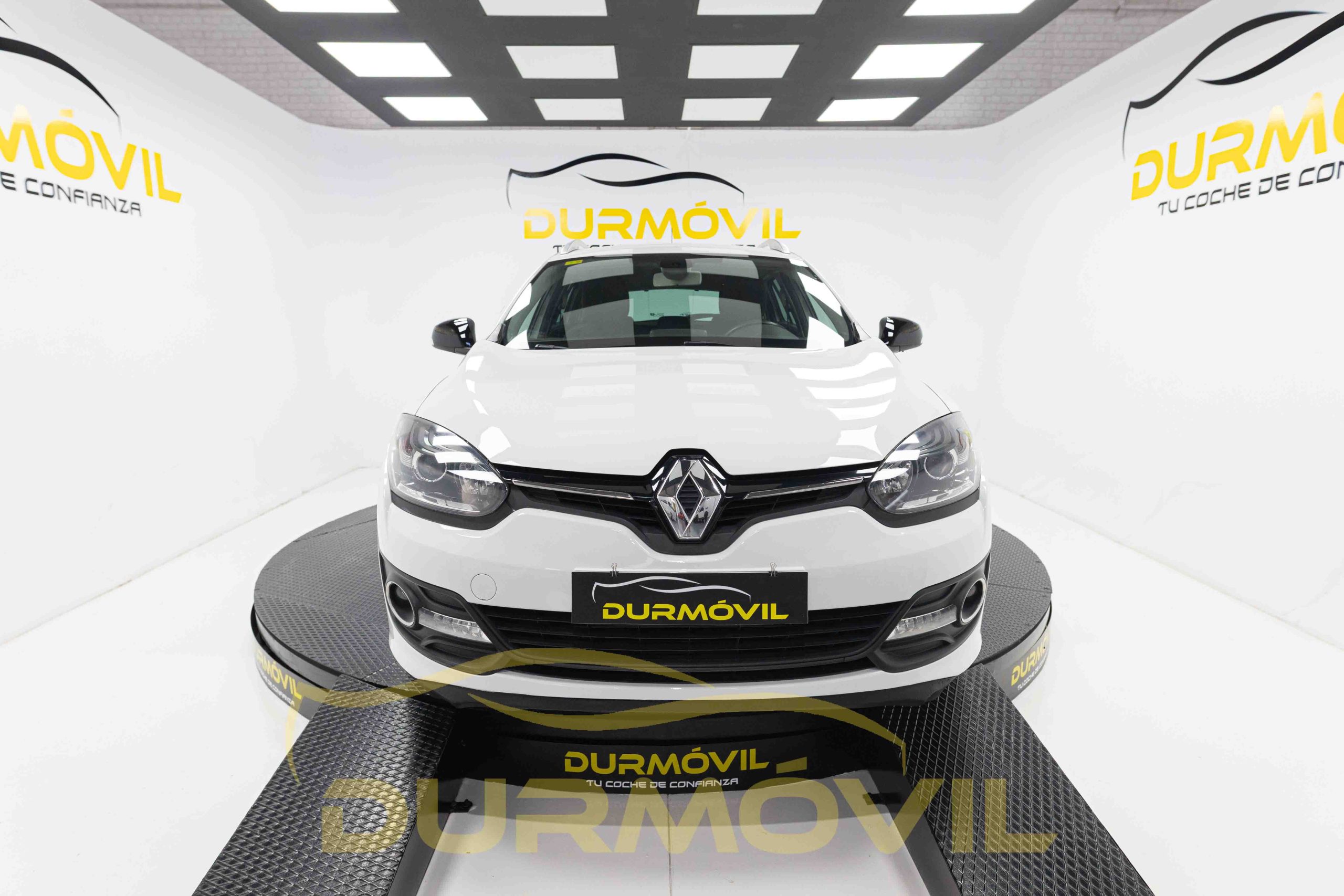 RENAULT Mégane Sport Tourer Limited dCi 110 eco2 Ocasión