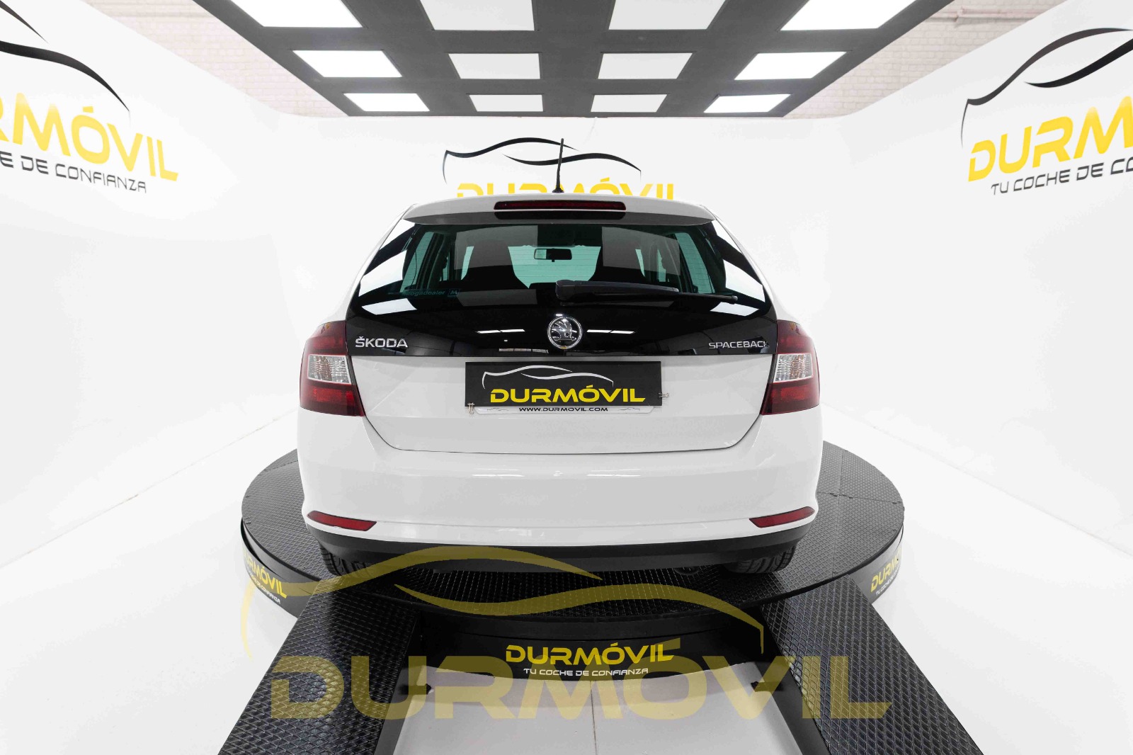 SKODA Spaceback 1.6 TDI CR 85KW 115cv Like Spaceback Ocasión