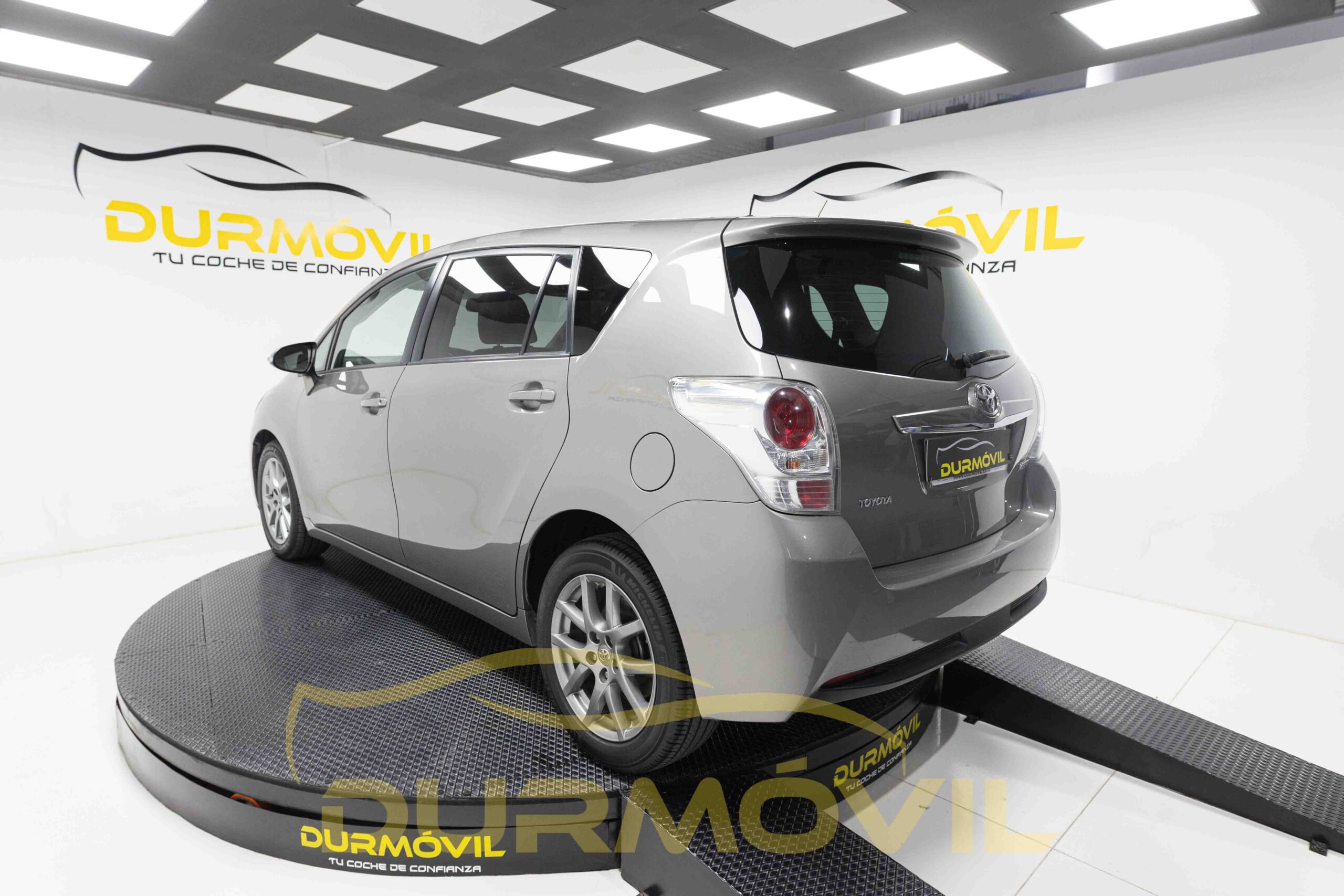 TOYOTA Verso 115D Advance 7pl. Ocasión